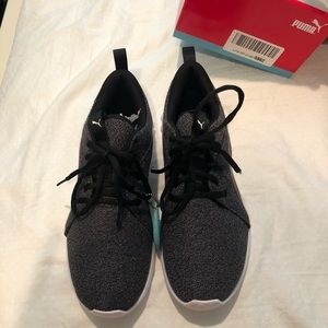 Puma sneakers- NEVER WORN
